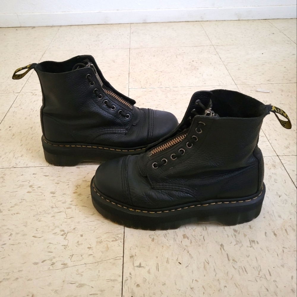 Doc Martens Sinclair Platform Boots